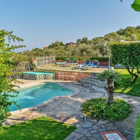 Conca Verde Sleeps 14 Pool Air Con Wifi