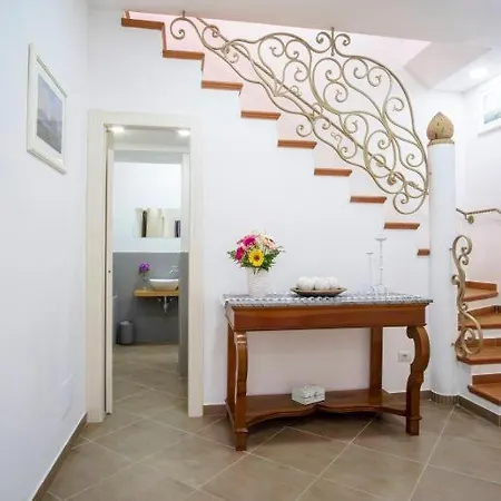 Conca Verde Sleeps 14 Pool Air Con Wifi Massa Lubrense