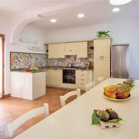 Conca Verde Sleeps 14 Pool Air Con Wifi Villa *
