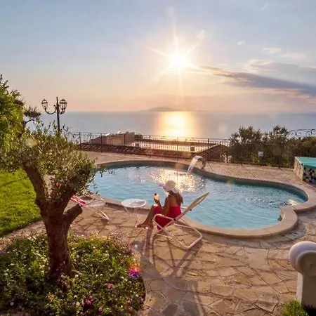Conca Verde Sleeps 14 Pool Air Con Wifi Villa Massa Lubrense