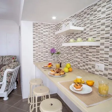 Conca Verde Sleeps 14 Pool Air Con Wifi